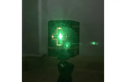 Laserová vodováha - nivelačný krížový laser