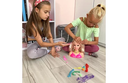 Hlava na úpravu vlasov + doplnky