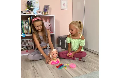 Hlava na úpravu vlasov + doplnky