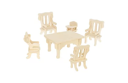 Drevený nábytok do domčeka pre bábiky