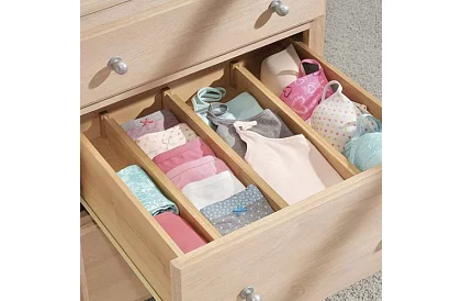 Nastaviteľné organizéry do zásuviek — sada 4 kusov