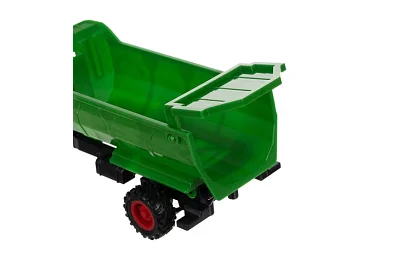 Traktor s naklápacím prívesom na diaľkové ovládanie