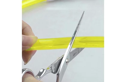 Svietiaci LED obojok s USB nabíjaním a nastaviteľnou dĺžkou