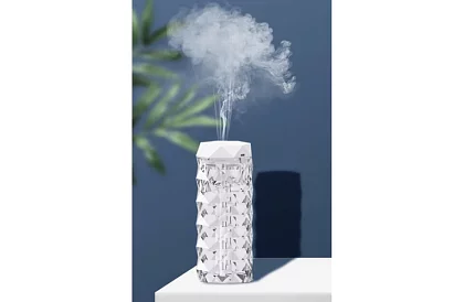 Zvlhčovač vzduchu a nočná lampa 2v1