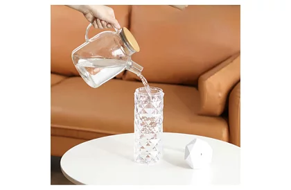 Zvlhčovač vzduchu a nočná lampa 2v1