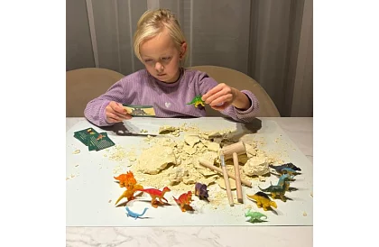 Dinozauří vajce 15 cm - malý archeológ