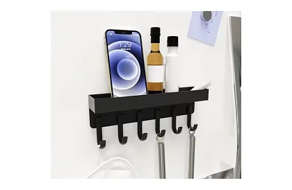 Nástenná magnetická polica s vešiakmi – 6 háčikov