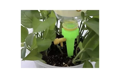 Zavlažovací hrot pre rastliny do kvetináčov