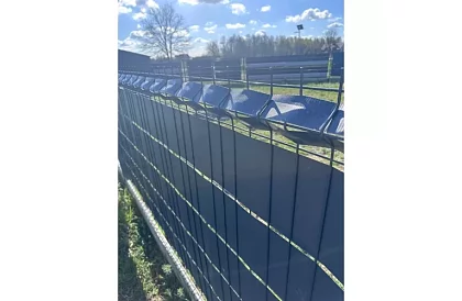 Stínící páska na plot antracit panelová 450 g/m2 - 4,75 cm × 35 m