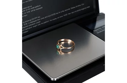 Váha s podsvieteným displejom na šperky 0,1 g až 500 g