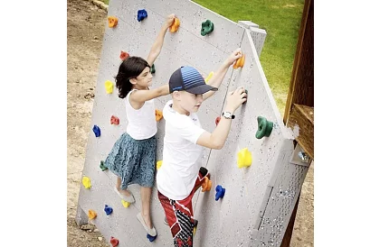 Lezecké chyty – lezecká sada pre deti 13 kameňov + 2 madlá