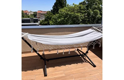 Záhradná hojdačka pre dve osoby – nosnosť 250 kg