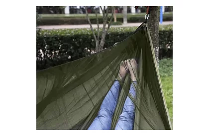 Turistická hojdačka s moskytiérou pre dve osoby – nosnosť 250 kg