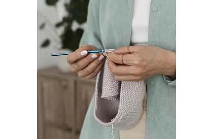 Háčkovacia sada v puzdre pre začiatočníkov aj pokročilých – 69 dielov