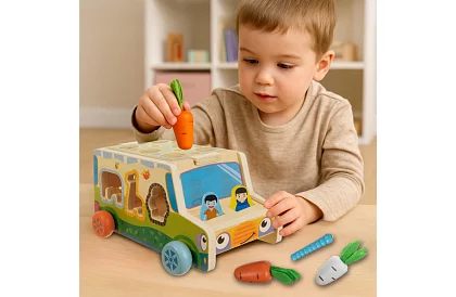 Drevené autíčko – Montessori triedič tvarov