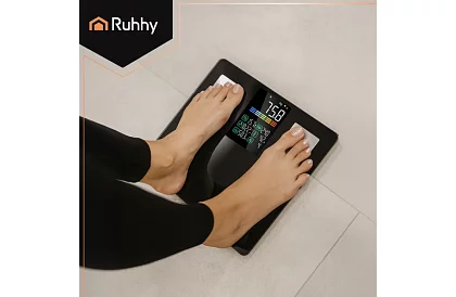 Elektronická analytická osobná váha do 226 kg – čierna