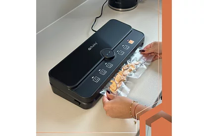 Vakuová zváračka fólií s hmotnosťou – 80 kPa, 110 W + príslušenstvo