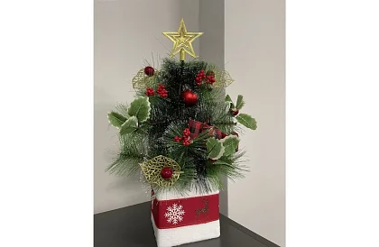 Nazdobený umelý vianočný stromček – 45 cm