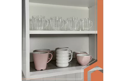 Protiskluzová podložka do šuplíků 500 × 50 cm – šedá