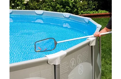 Bazénový vysávač set 2 v 1 – vysávač + sieť