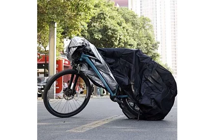 Plachta na motorku a kolo – univerzálny ochranný obal