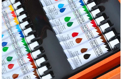 Výtvarná sada na maľovanie v drevenom puzdre – 177 kusov