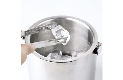 Zásobník na ľad 1,3 litra – vedro s viečkom a kliešťami