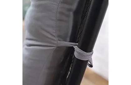 Prešívaný vankúš na záhradné stoličky 173 × 50 × 5 cm – šedý