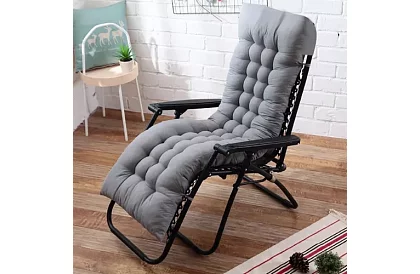 Prešívaný vankúš na záhradné stoličky 173 × 50 × 5 cm – šedý