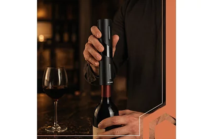 Elektrický otvárač na víno s príslušenstvom
