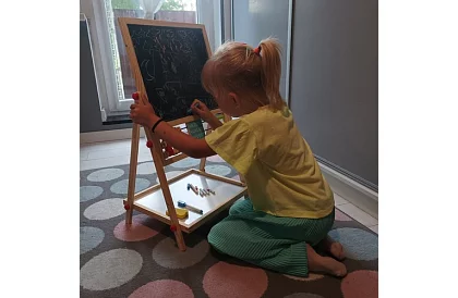 Obojstranná drevená tabuľa pre deti 6v1 + príslušenstvo