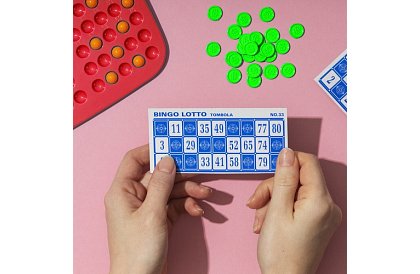 Bingo hra pre deti a rodiny s losovacím strojom