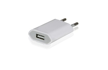 Univerzálny USB Adaptér - nabíjačka 5V / 1A