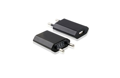 Univerzálny USB Adaptér - nabíjačka 5V / 1A