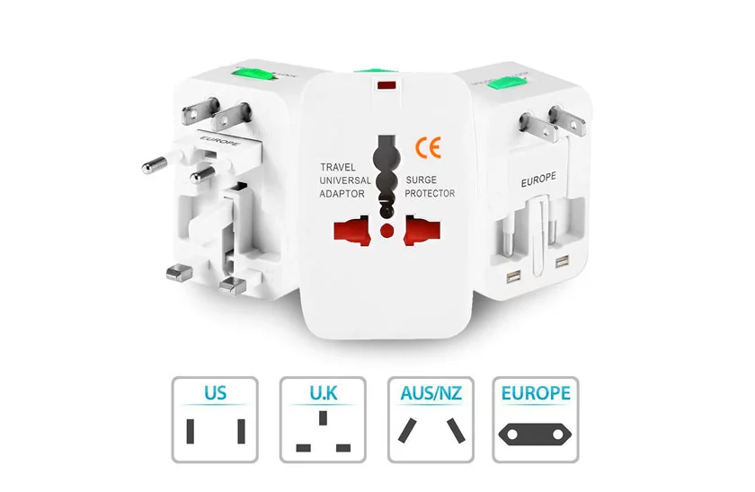 Medzinárodný univerzálny adaptér pre cestovateľov