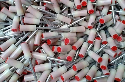 Náhradné nastreľovacie klince pre NailFixer – 25 mm – 30 ks