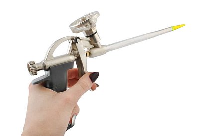 Montážna pištoľ na penu