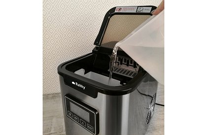 Výrobník ľadových kociek – 3 veľkosti s LCD displejom