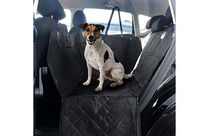 Ochranná plachta na zadné sedadlá auta