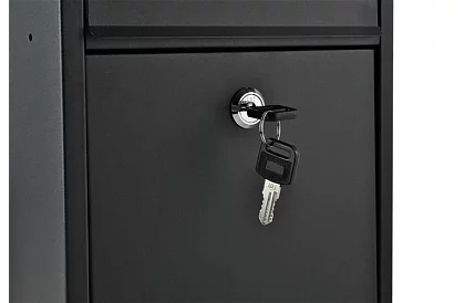 Poštová schránka čierna