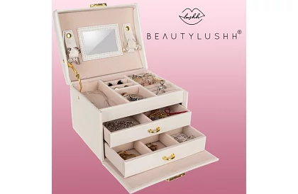 Elegantná šperkovnica – béžová so zámkom a saténovým povrchom