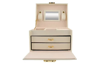 Elegantná šperkovnica – béžová so zámkom a saténovým povrchom