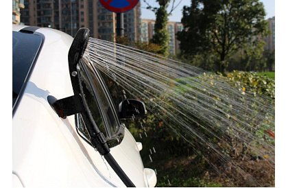 Prenosná cestovná - kempingová sprcha