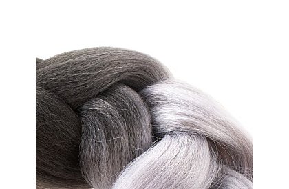 Syntetické ombre copy na vlasy čiernošedé