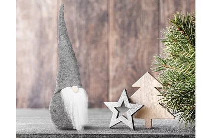 Stojaci škriatok – šedý elf 30 cm