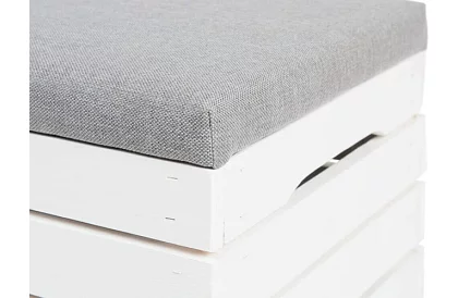 Drevený taburet – puf truhla s úložným priestorom