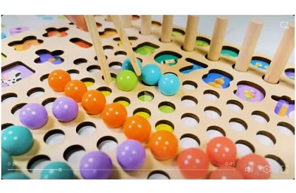 Drevené vzdelávacie puzzle