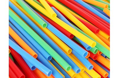 Barevná 3D stavebnica z brčiek 408 ks – kreatívna hra pre deti