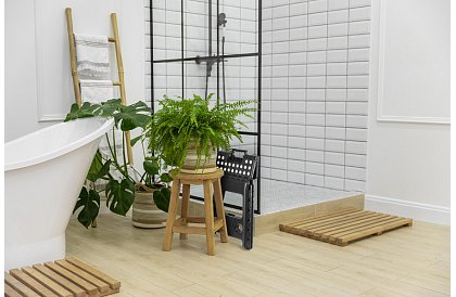 Skladacia stolička – taburet čierno-biely