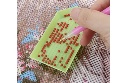 Organizér na príslušenstvo pre diamantové maľovanie 5D